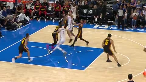 NBA - Ajay Mitchell lofts it up to Chet for the SLAM 💥