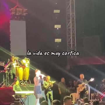 Paola Jara da polémico mensaje en pleno concierto:“A nadie le quitan nada”
