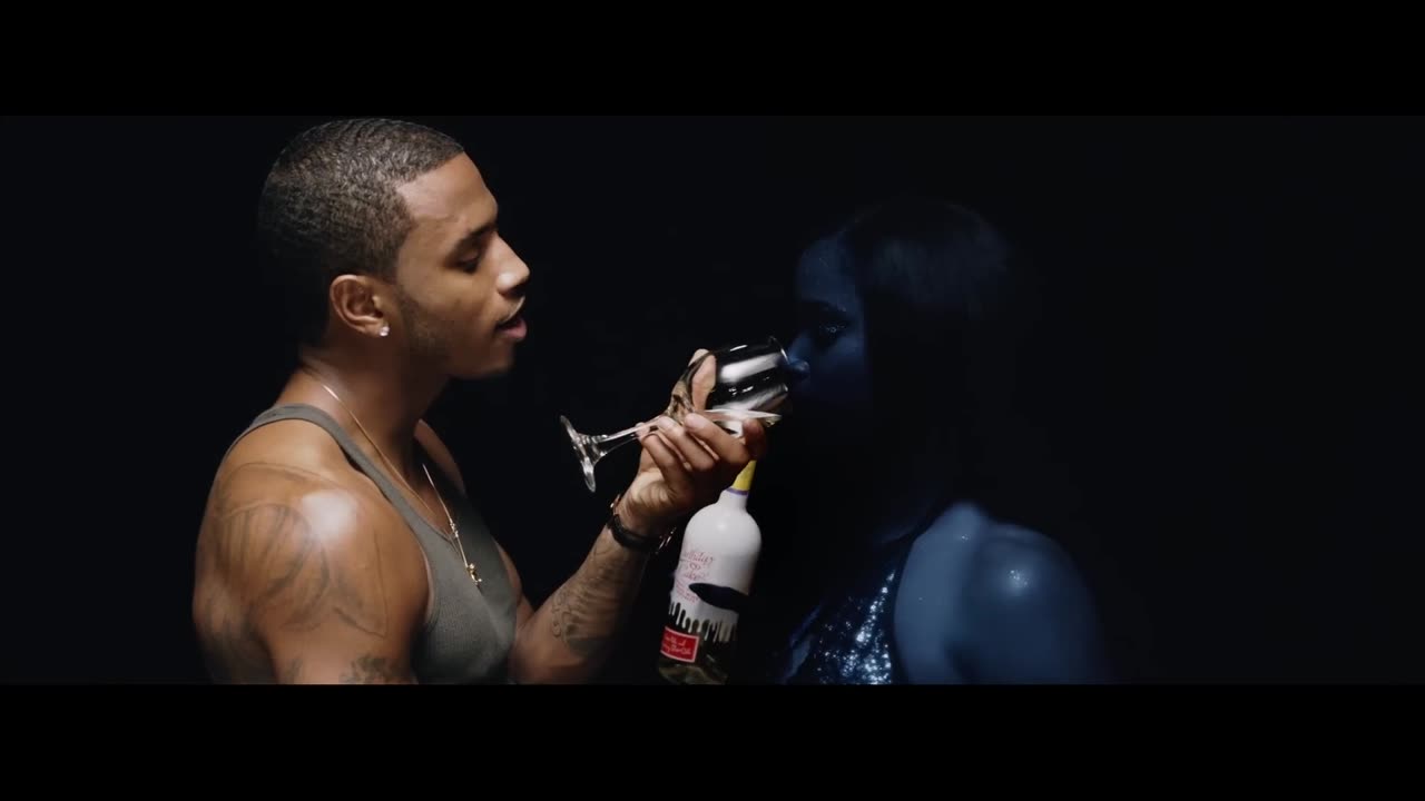 Trey Songz - Touchin, Lovin ft. Nicki Minaj [Official Music Video]