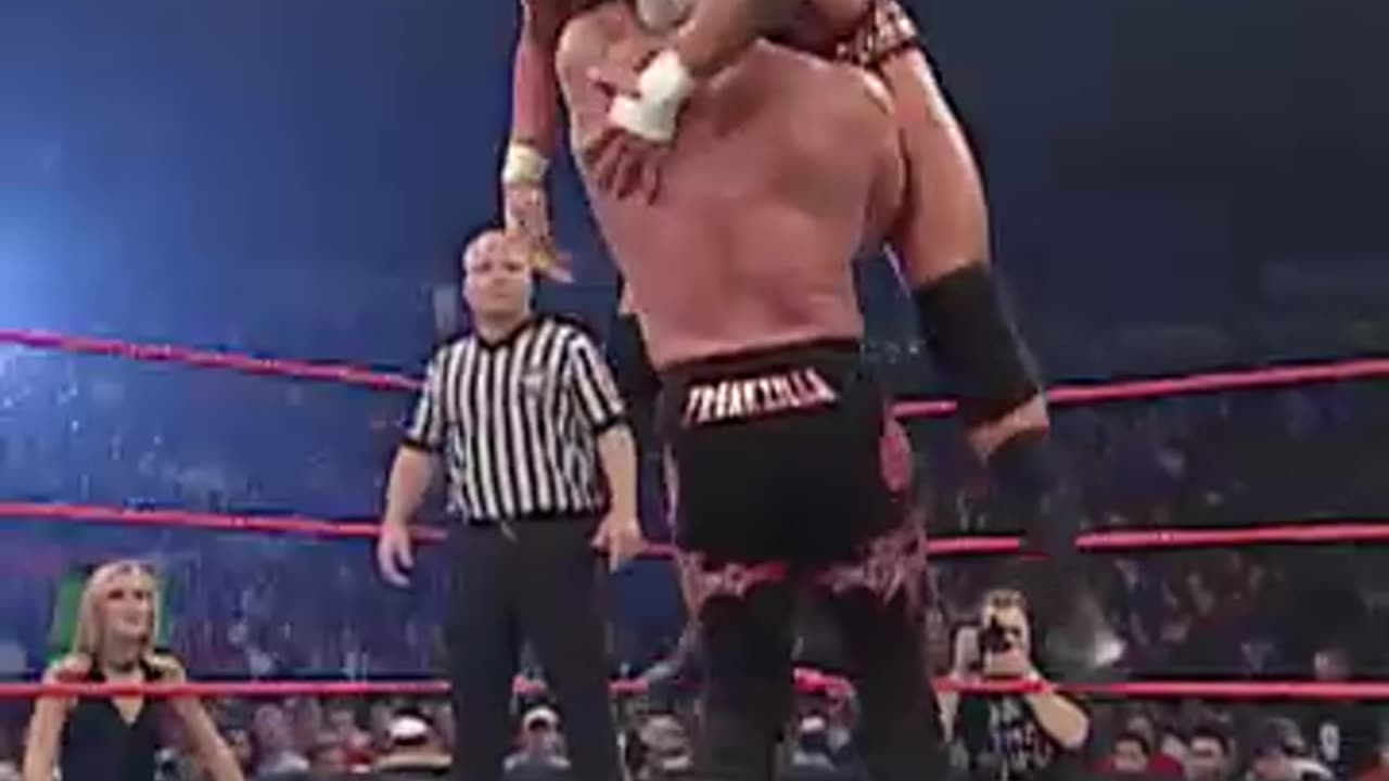 How were Randy Orton's odds in this encounter against Big Poppa Pump?