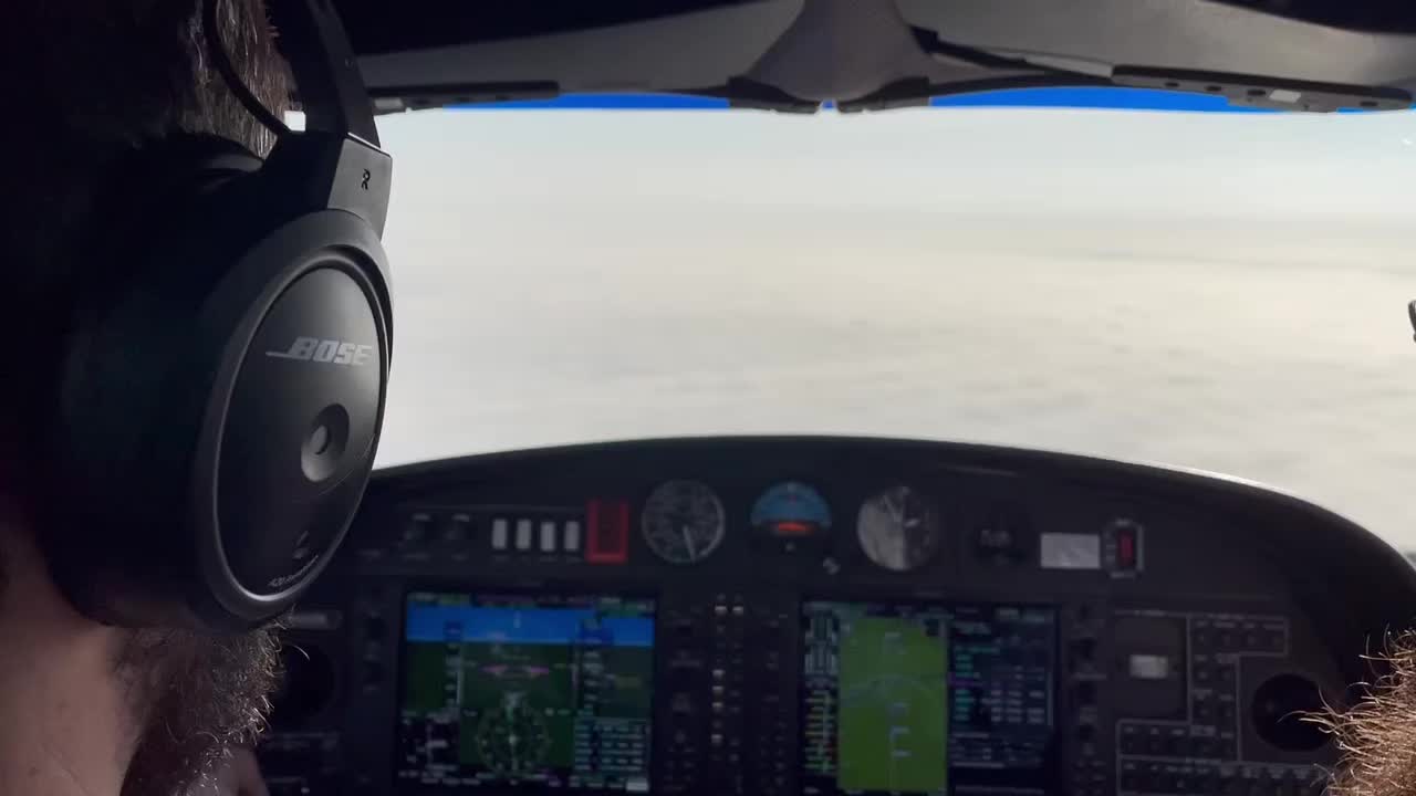 Diamond DA42 approach to mins