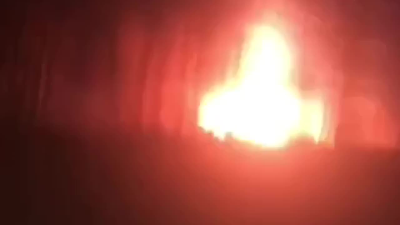 Russian Phosphorous Bombs Landing in Front of Ukrainian Lines(Serebryansk forest)