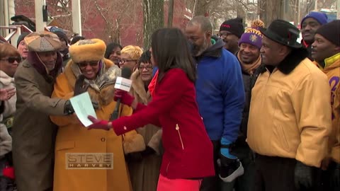 Steve Harvey Breaks Down After Seeing His Mama's House