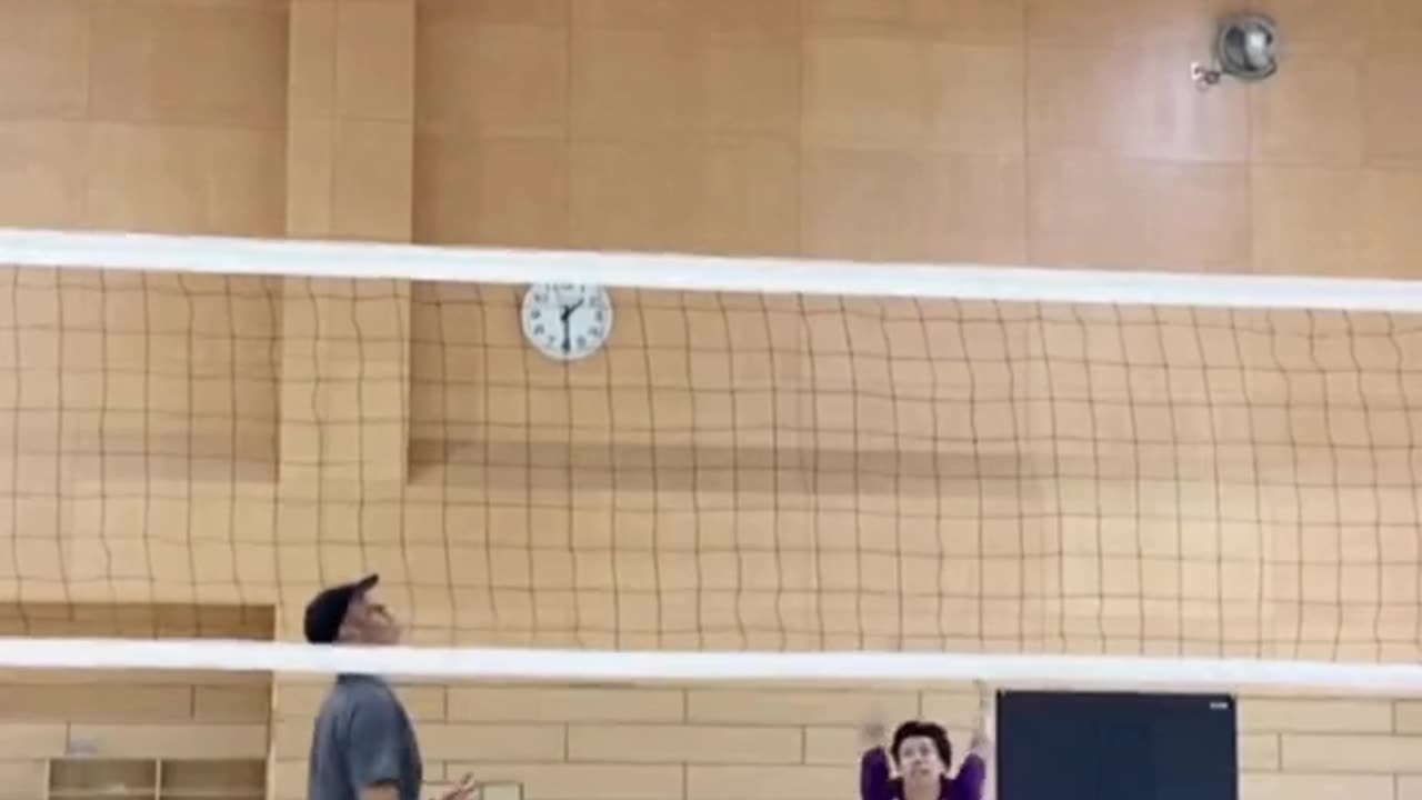 Practicing Smashes That Will Send Chills Down Opponents' Spines! 🏸🔥💥