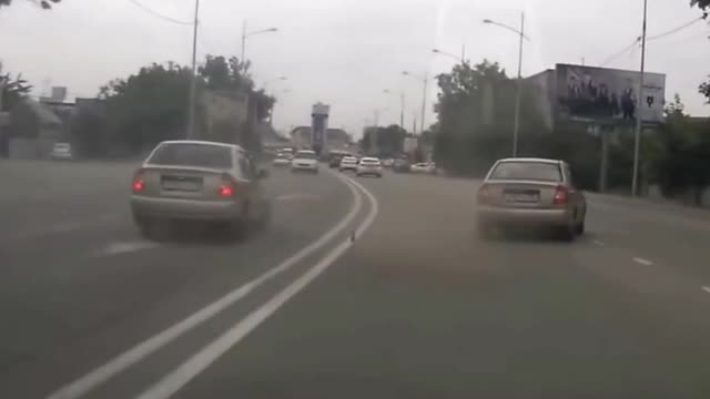 🤯🤯🤯 Car Jumps after hit, crazy accident 🤯🤯🤯