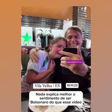 President Bolsonaro moves a young woman by taking a photo with her at a steakhouse in 2023