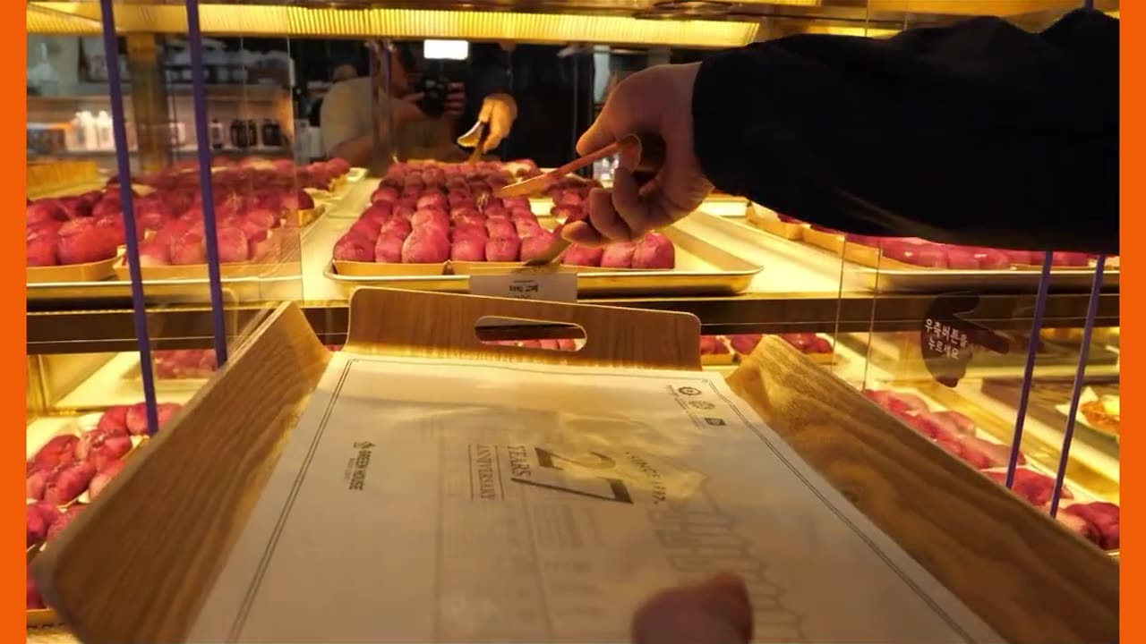Mass production of sweet chewy sweet potato bread Korean bread factory