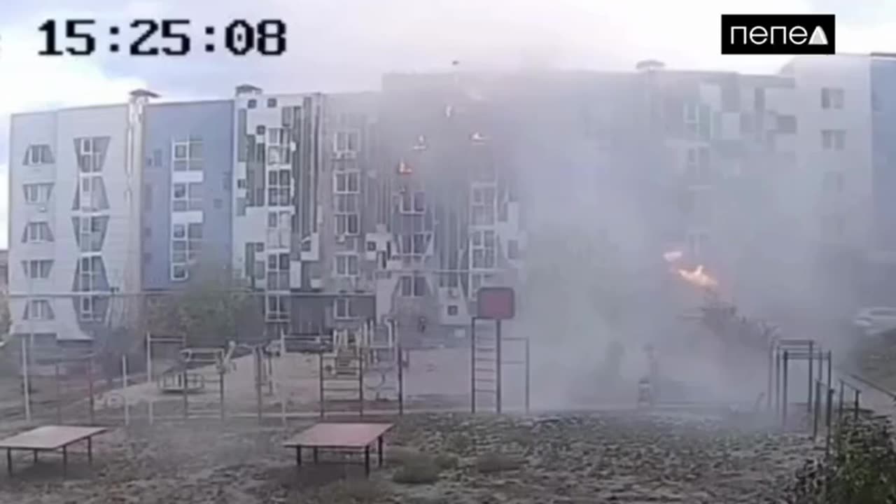 Russian Shaheed Smashes into Apartment Building in Belgorod by Mistake