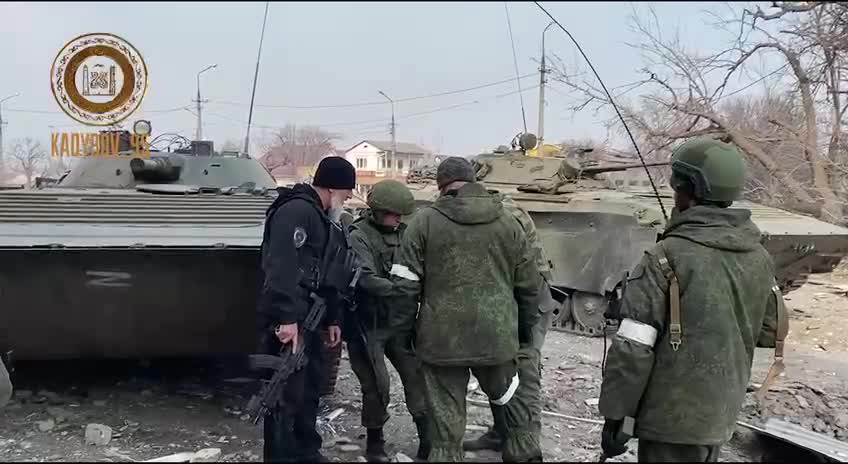 State Duma deputy Adam Delimkhanov, along with the commander of the 8th Guards Combined Arms Army General Andrey Mordvichev at the front line in Mariupol