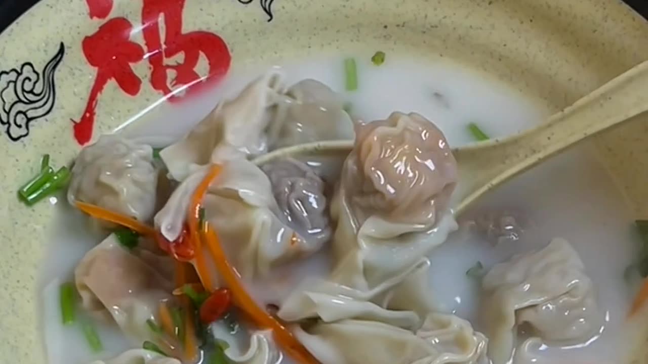 Yummy dumplings - best street food