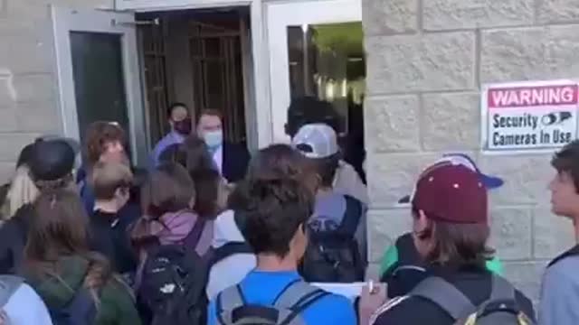 Sheriff not enforcing rules and students gain entry into school