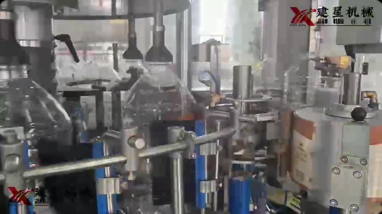 Automatic Entire Edible Oil Filling Line Filling Capping Monoblock 16—nozzle 3000BPH 5L Based