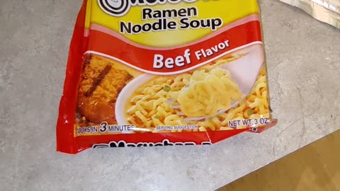 Eating Maruchan Ramen Noodle Beef Flavor, Dbn, MI, 8/16/24