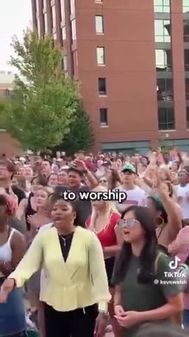 INCREDIBLE: Ohio State Football Team Leads Faith Event Celebrating Jesus