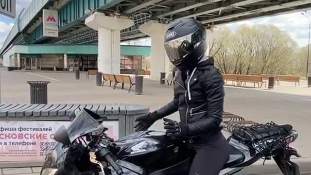 motogirl