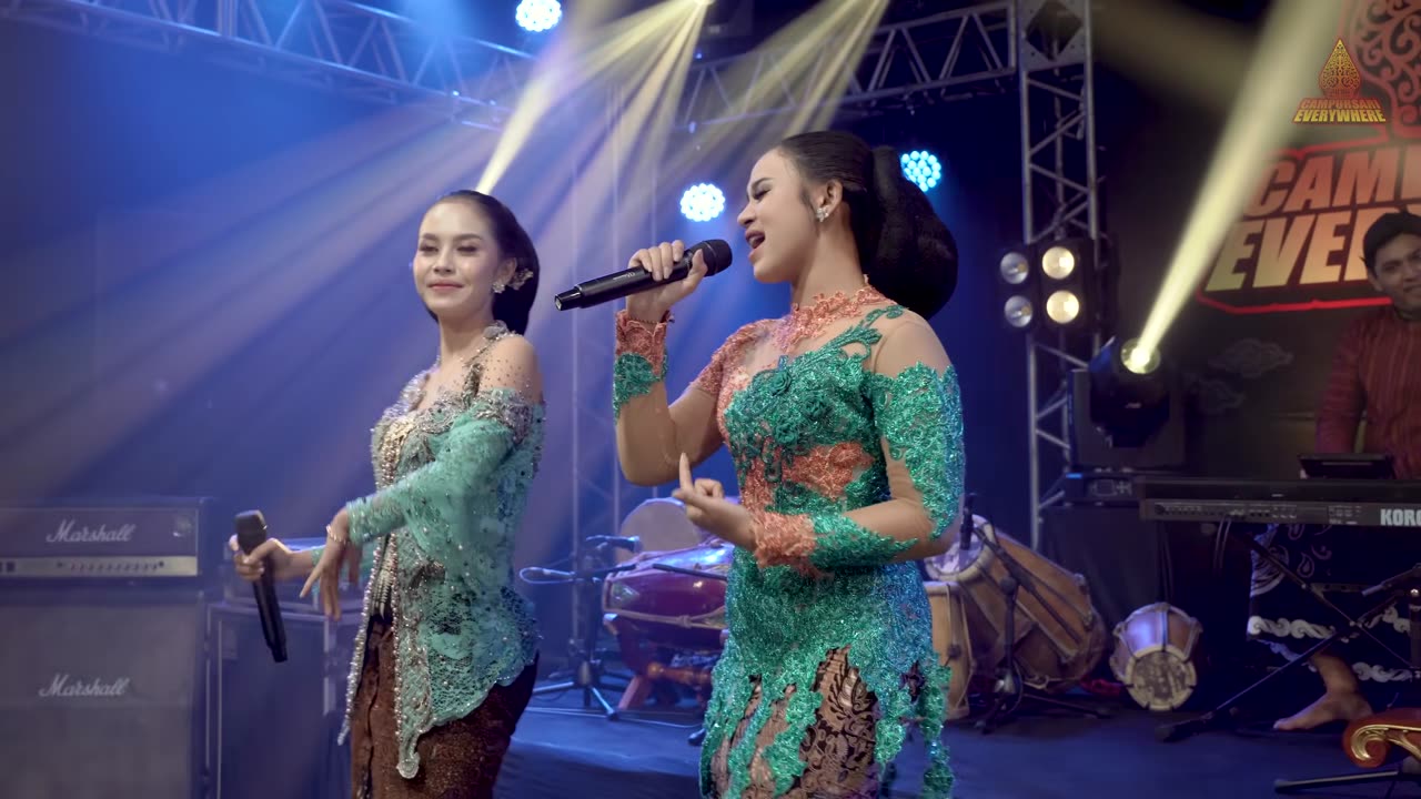 niken salindry ft rina aditama - itening tenri bolo