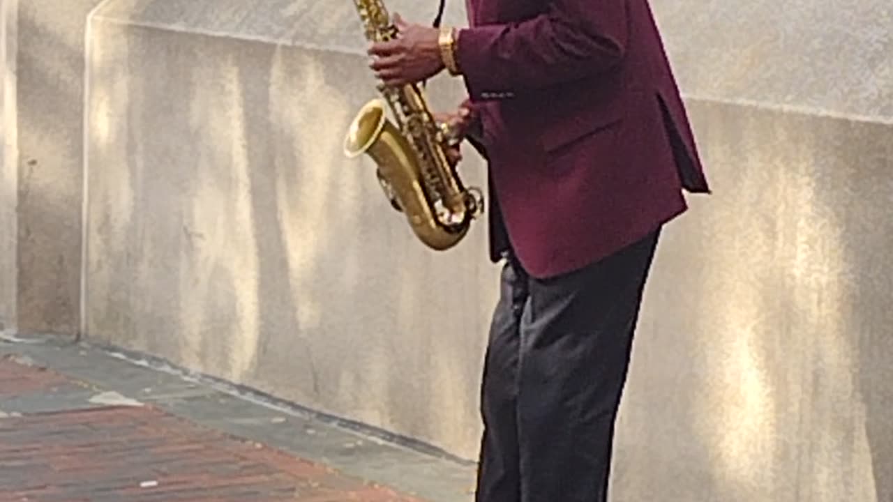 Philadelphia Street Musician Jams on the Saxophone for a Minute, WalkinAndTalkinAcrossAmerica