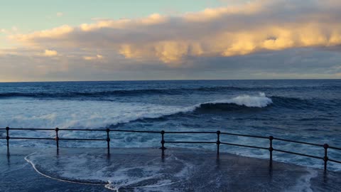 Ocean Waves Finds Their Way To Castle Edge