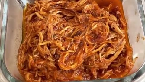 EASY shredded chicken! How I meal prepped 6 easy