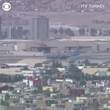 FRENCH AIR FORCE A-400M PLANE TRIGGERED FLARES WHILE DEPARTING #KABUL