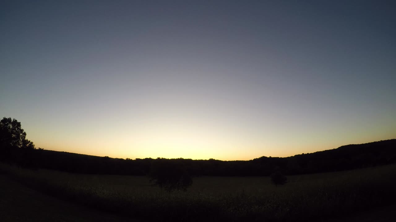 Sun ☀ Rise 8 15 23 60f/16c