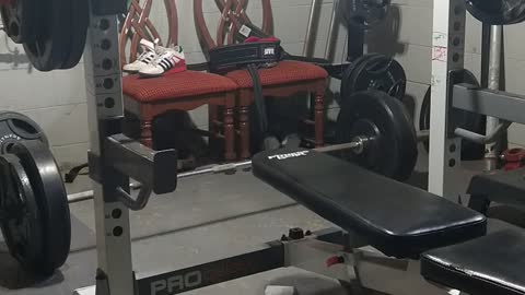 265 lb * 1 bench press