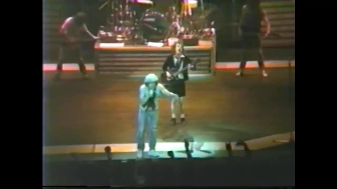 1986 AC/DC Fly on the Wall Concert Memories