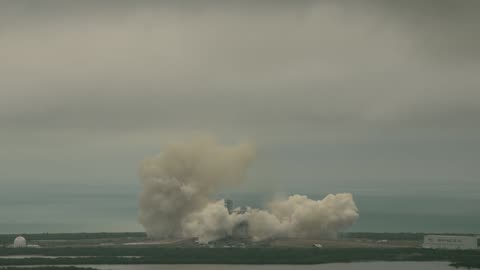 Liftoff of SpaceX Falcon 9 on CRS-10 Mission