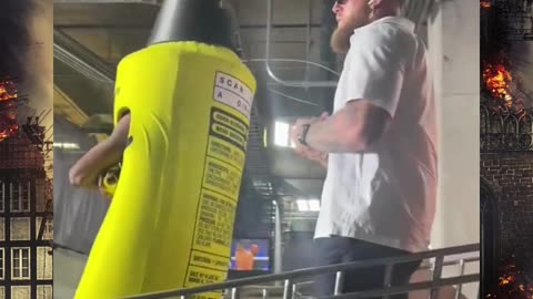 Jake Paul Arrives to FIGHT !! #jakepaul #mikeperry #boxing #mma #viral