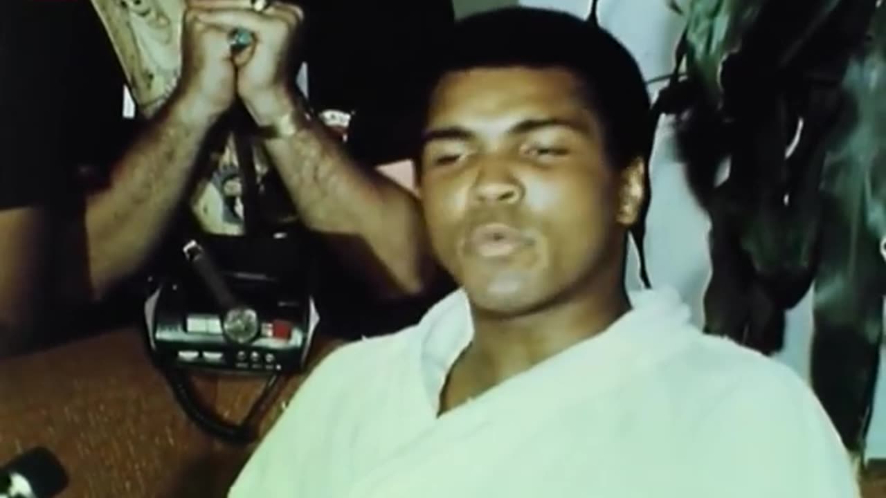 Muhammad Ali engaging in some of his famous trash talk 480p