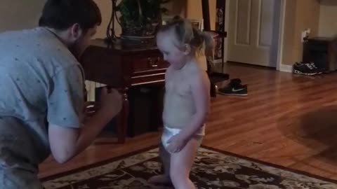 Daughter KO’s Dad In Pretend Boxing Match