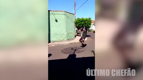 FUNNY ACCIDENTS (ACIDENTES ENGRAÇADOS)