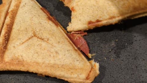 #shorts quick grilled cheese pizza