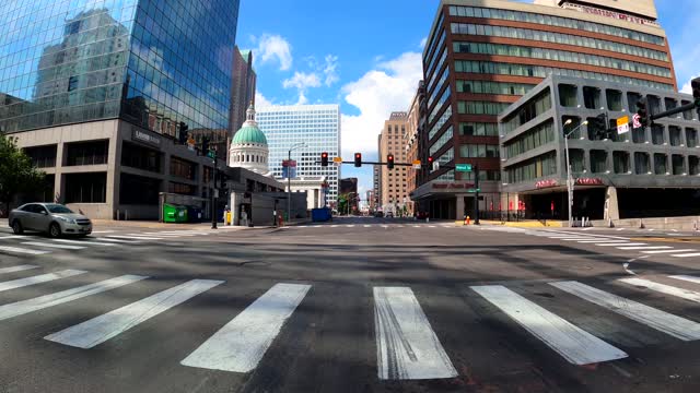 Riding Harley Road Glide Special Through Downtown St. Louis