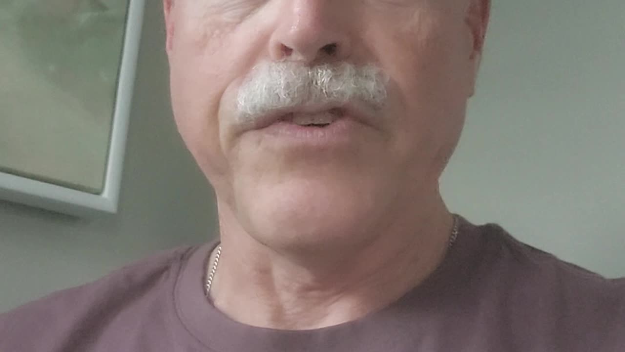 Chicago Does What With the ILLEGAL IMMIGRANTS?