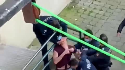 DISGUSTING BULLIES - 4 Cops try to RIP the MAN'S HEAD OFF