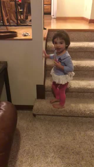 2-year-old girl is already a super athlete!