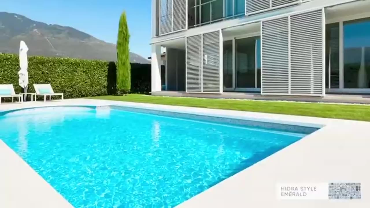 Swimming Pool Tiles | Mosaic Tiles Supplier in Dubai UAE
