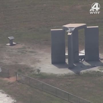 PEDRAS GUIAS DA GEÓRGIA DERRUBADAS