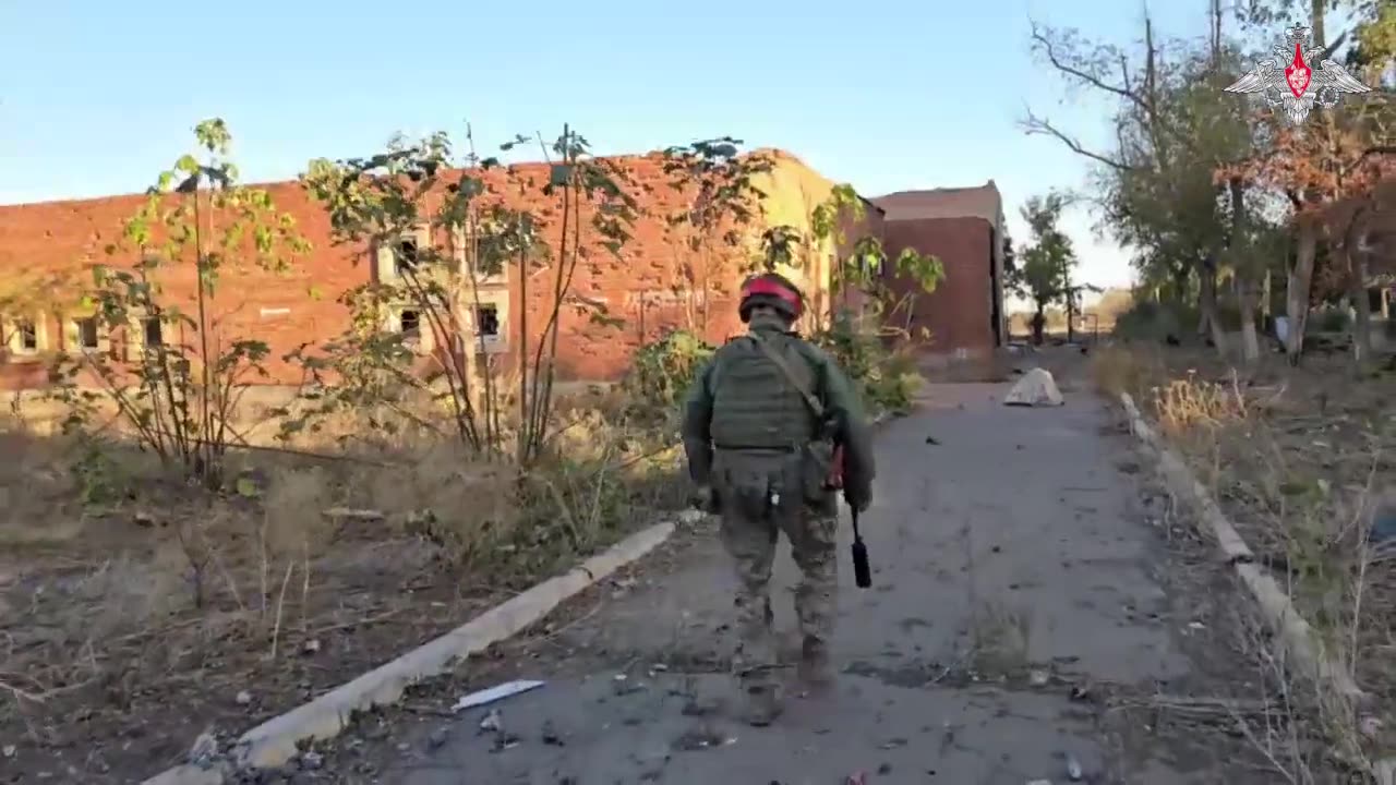 Russian Vostok Group of Forces assists Ugledar civilians who refuse to leave