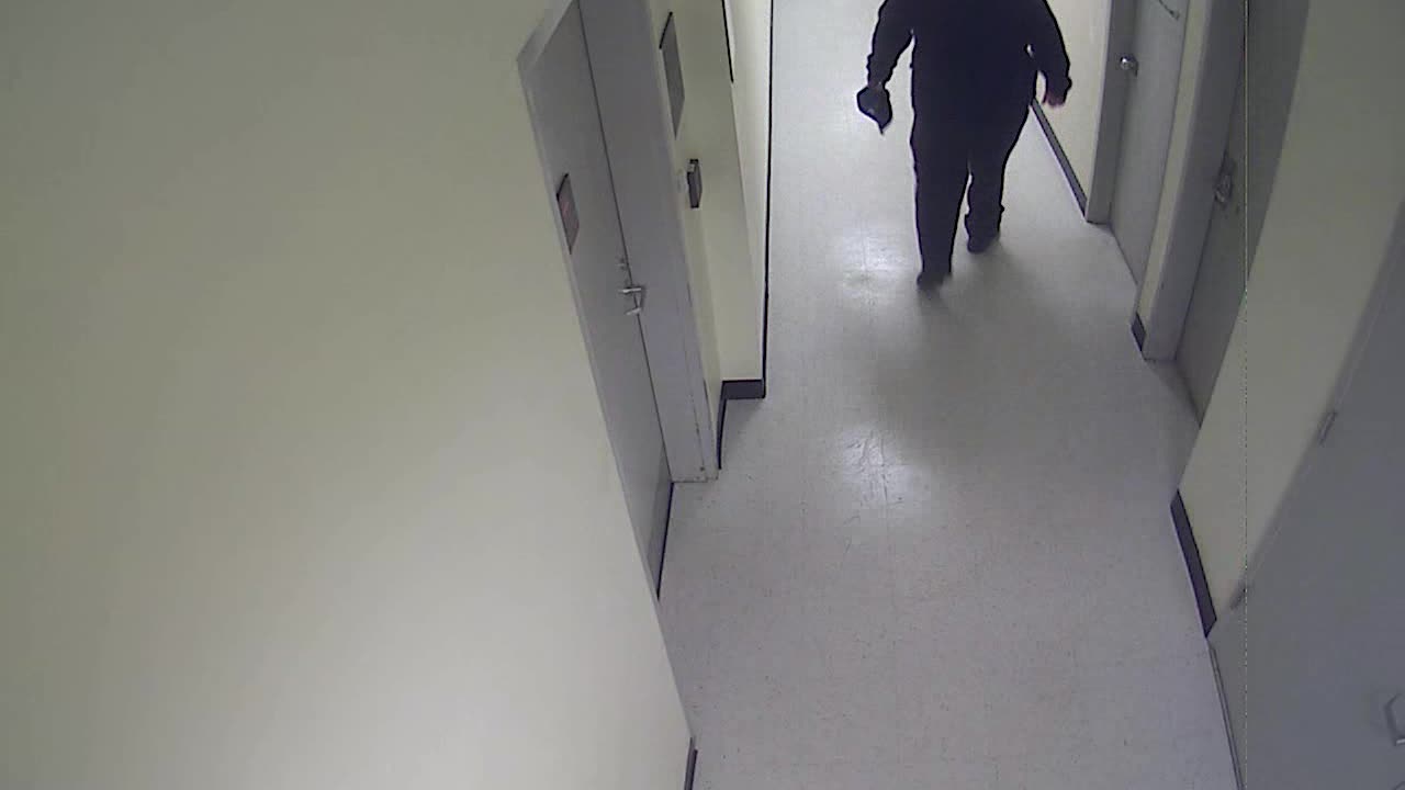 8802VZN06Elevator_2021-01-06_09h40min02s873ms.mp4