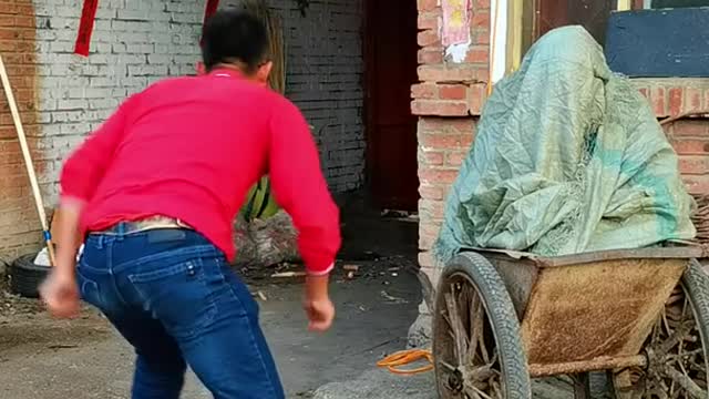 New funny videos 2021 Chinese funny video try not to laugh short