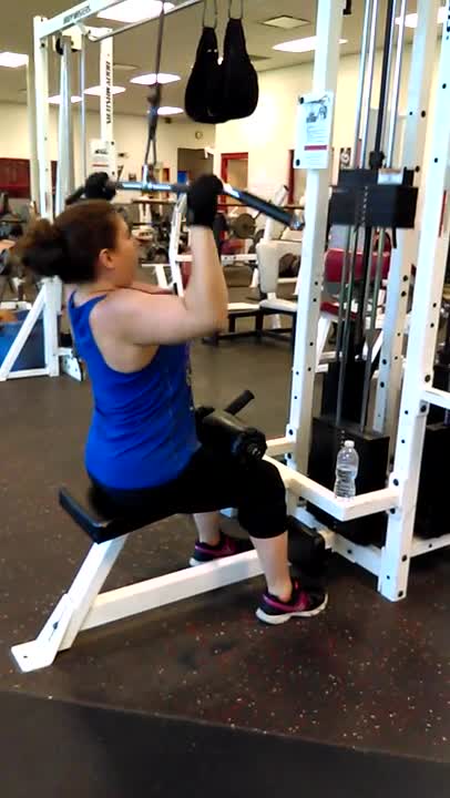 Lat pull demonstration one