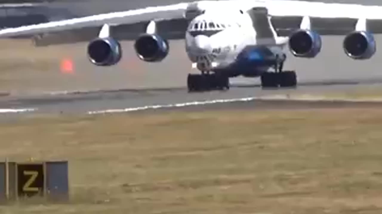 Ilyushin IL-76 Aterrizaje, inversión de empuje.