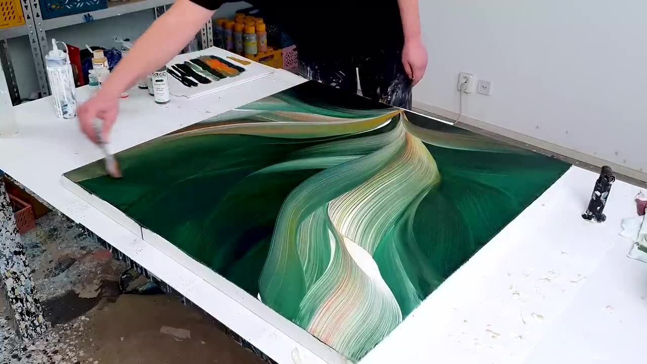 NEW Huge Brush!! / Easy Abstract Acrylic Painting - Birds of Paradise