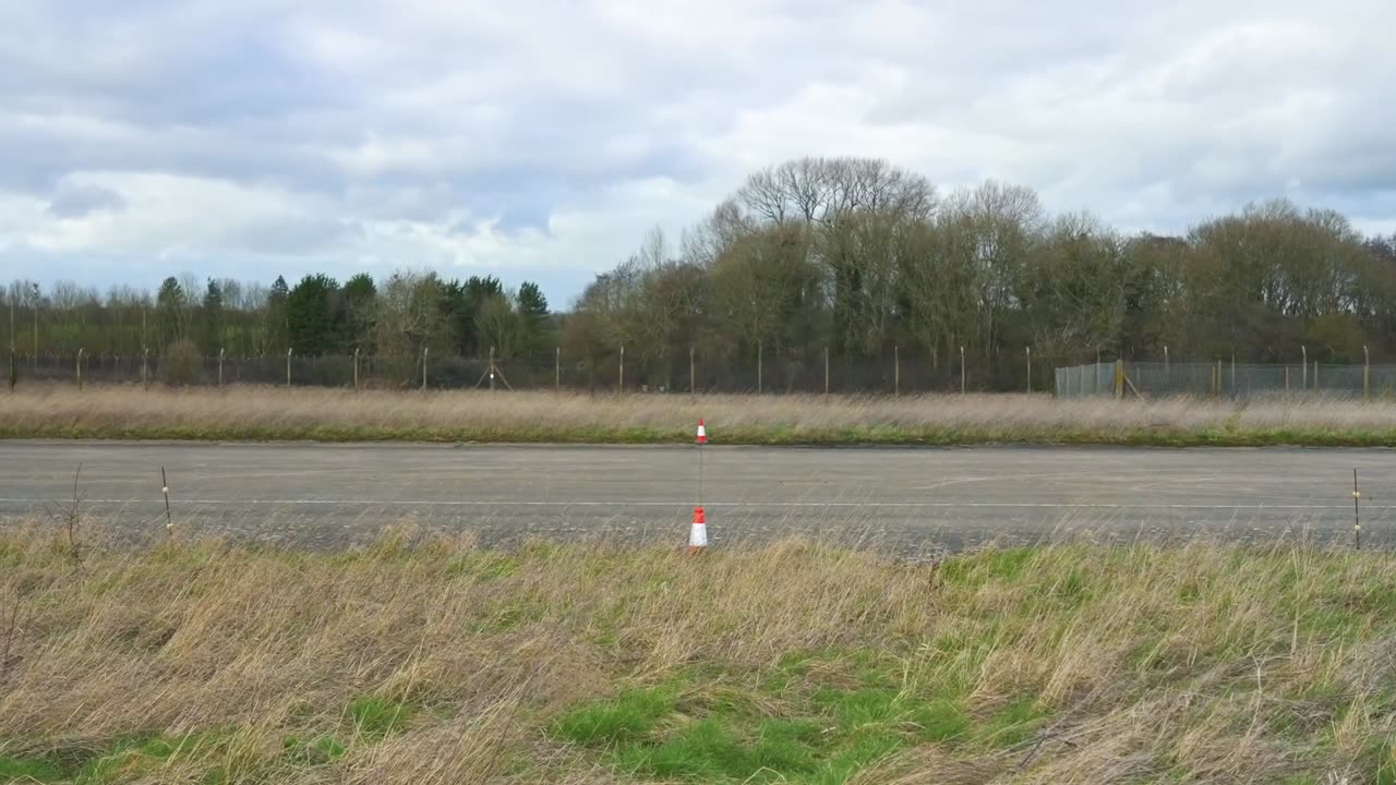 Ferrari SF90 vs Porsche 918 Spyder.DRAG RACE