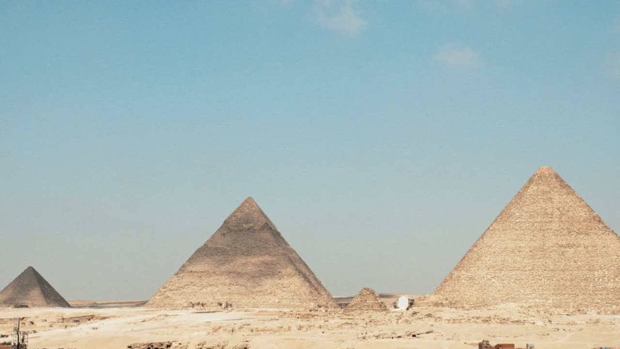 curiosities of the pyramids of Egypt