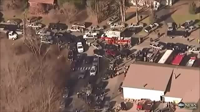 A Sandy Hoox Christmas