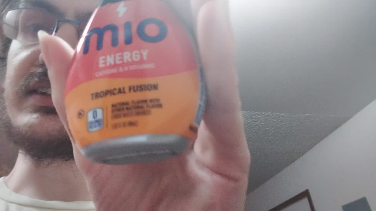 Reaction To Mio Energy Tropical Fusion Drink Enhancer
