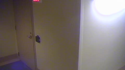 Camera0005USCSBAHallwaySB4-6_2021-01-06_Starting_at_108h40min00s287ms.mp4